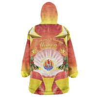 French Polynesia Christmas Wearable Blanket Hoodie Seashell Santa Beach Vibes - Polynesian Pride
