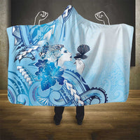 Aotearoa Maori Wahine Hooded Blanket Fantail Bird Blue Gold Marble