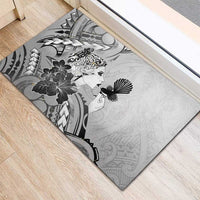 Aotearoa Maori Wahine Rubber Doormat Fantail Bird Black Gold Marble