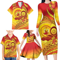 Vanuatu 45 Yia Indipendens Anivesari Family Matching Long Sleeve Bodycon Dress and Hawaiian Shirt Tamtam Drum With Boar Tusk - Polynesian Pride