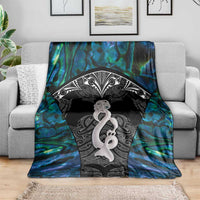 New Zealand Aotearoa Blanket Maori Taniwha Paua Shell