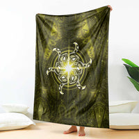 New Zealand Matariki Hiwaiterangi Blanket Maori Moko Yellow Galaxy