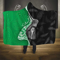 New Zealand Aotearoa Hooded Blanket Kiwi Fern Maori Pattern Green Version