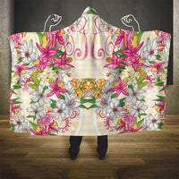 Hawaii Palaka Hooded Blanket Yellow Tribal Pattern With Tropical Flowers - Polynesian Pride