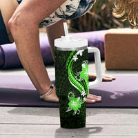 Green Polynesian Pattern With Tropical Flowers Tumbler With Handle