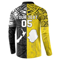 Custom New Zealand Maori And Niue Hiapo Button Sweatshirt Lizard And Coconut Crab Together