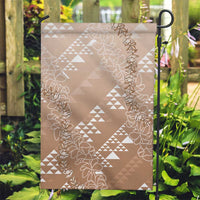 Hawaii Beige Kapa Garden Flag Vintage 'Ohe Kāpala Motifs Mix Plumeria Leis