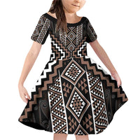Classic Tukutuku Pattern Aotearoa Family Matching Off Shoulder Short Dress and Hawaiian Shirt Niho Taniwha and Puhoro Motifs LT7 Daughter's Dress Brown - Polynesian Pride