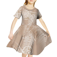 Aotearoa Maori Koru Curves Kid Short Sleeve Dress Silver Ferns - Mocha