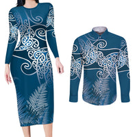 Aotearoa Maori Koru Curves Couples Matching Long Sleeve Bodycon Dress and Long Sleeve Button Shirt Silver Ferns - Navy Blue