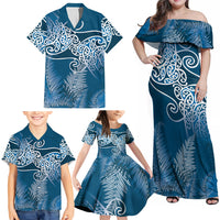 Aotearoa Maori Koru Curves Family Matching Off Shoulder Maxi Dress and Hawaiian Shirt Silver Ferns - Navy Blue LT7 - Polynesian Pride