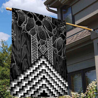 Aotearoa Taniko Pattern Garden Flag Poutama Mix Kowhai Flowers