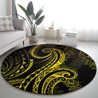 Polynesia Plumeria Lei Round Carpet Black Gold Curves Motif