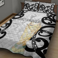 New Zealand WC2026 White Quilt Bed Set Silver Fern