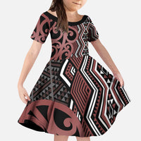 Maori Taniko Patterns Kid Short Sleeve Dress Brown Patiki Motifs Mix Whakairo Ngaru