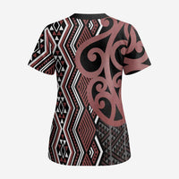 Maori Taniko Patterns Scrub Top Brown Patiki Motifs Mix Whakairo Ngaru - Polynesian Pride