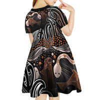 Aotearoa Maori - Australia Indigenous Kid Short Sleeve Dress Koiri Whakairo Mix Aboriginal Art - Polynesian Pride