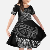 Aotearoa Personalized Lawn Bowls Maori Family Matching Summer Maxi Dress and Hawaiian Shirt New Zealand Black Tribal Silver Fern LT7 Daughter's Dress Black - Polynesian Pride