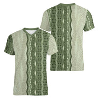 Vintage Sage Green Hawaiian Traditional Kapa Mix Flowers Lei Women V-Neck T-Shirt LT7 - Polynesian Pride