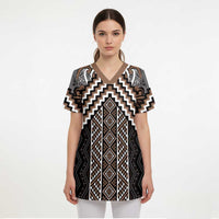 Maori Tukutuku Taniko Motifs Scrub Top Brown Poutama Mix Kowhaiwhai - Polynesian Pride