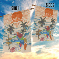 Christmas In July - Hawaii Retro Garden Flag Lost In Parrot-dise