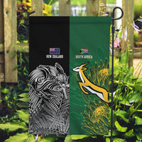 New Zealand - South Africa Greatest Rivals Rugby Garden Flag Kiwi Vs Bokke