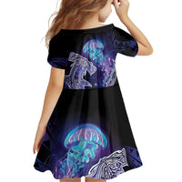 Polynesian Aumakua Family Matching Off Shoulder Short Dress and Hawaiian Shirt Jellyfish with Shark - Polynesian Pride