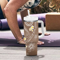 Polynesia Tribal Tumbler With Handle Mocha Plumeria Tentacles