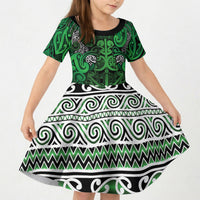 Aotearoa Iwi Ngati Maniapoto Kid Short Sleeve Dress Maori Wharenui House Tribal Pattern LT9 KID Dark green - Polynesian Pride