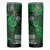 Aotearoa Iwi Ngati Maniapoto Skinny Tumbler Maori Wharenui House Tribal Pattern LT9 Dark green - Polynesian Pride