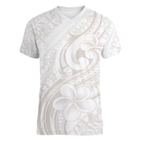 Hawaii Plumeria Lokelani Pikake Lei Women V-Neck T-Shirt Sandy Beige Polynesian Tattoo