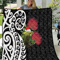 New Zealand Kakapo Christmas Quilt Meri Kirihimete Pohutukawa Flowers LT9 Black - Polynesian Pride