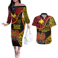 Personalised Papua New Guinea 49th Anniversary Couples Matching Off The Shoulder Long Sleeve Dress and Hawaiian Shirt Hapi De bilong Indipendens Papua Niugini