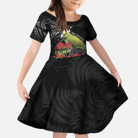 Meri Kirihimete Kakapo Family Matching Mermaid Dress and Hawaiian Shirt Black Silver Fern Christmas Vibe LT9 Daughter's Dress Black - Polynesian Pride