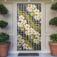 Ele'ele Hawai'i Palaka Plumeria Door Cover Puakenikeni and Maile Lei
