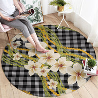 Ele'ele Hawai'i Palaka Plumeria Round Carpet Puakenikeni and Maile Lei