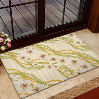 Melemele Ahiahia Hawai'i Palaka Plumeria Rubber Doormat Puakenikeni and Maile Lei