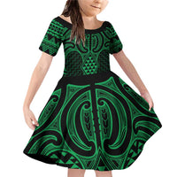 Kakariki Maori Ta Moko Poutama Art Family Matching Off Shoulder Short Dress and Hawaiian Shirt