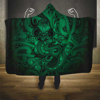 Aotearoa Maori Hei Tiki Hooded Blanket Kakariki Kowhaiwhai Puhoro Motif