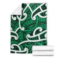 Aotearoa Maori Kowhaiwhai Blanket Kakariki Puhoro and Patiki