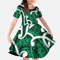 Aotearoa Maori Kowhaiwhai Family Matching Off Shoulder Maxi Dress and Hawaiian Shirt Kakariki Puhoro and Patiki LT9 Daughter's Dress Green - Polynesian Pride
