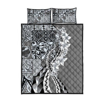 Aloha Vintage Plumeria Hawaiian Tapa Pattern Quilt Bed Set Gray Hawaiian Tapa Pattern - Polynesian Pride