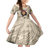 Personalized New Zealand Women's Day Family Matching Puletasi and Hawaiian Shirt Maori Girl Feathers of Hope - Beige LT9 Daughter's Dress Beige - Polynesian Pride