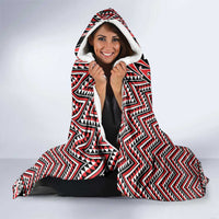 New Zealand Maori Niho Taniwha Hooded Blanket Whero Mangopare and Puhoro Pattern