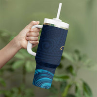 Polynesian Hibiscus Flower Waves Pattern Tumbler With Handle