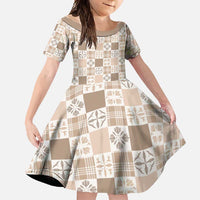 Hawaiian Palaka Quilt Pattern Family Matching Long Sleeve Bodycon Dress and Hawaiian Shirt Hawaii Culture Bird of Paradise Exotic Motif LT9 Daughter's Dress Beige - Polynesian Pride