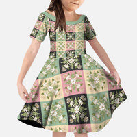 Seamless Pattern Maile and Pikake Lei Family Matching Tank Maxi Dress and Hawaiian Shirt Squares Maile Leaf - Polynesian Pride