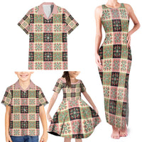 Seamless Pattern Pikake Lei Family Matching Tank Maxi Dress and Hawaiian Shirt Floral Squares Pikake - Polynesian Pride