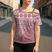 Fiji Marau na Kerisimasi Cross Shoulder Shirt Dusty Rose Tagimoucia Tapa Masi Tribal LT9 - Polynesian Pride