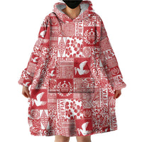 Red Tonga Kilisimasi Fiefia Wearable Blanket Hoodie Pacific Patchwork Xmas Vibes - Polynesian Pride